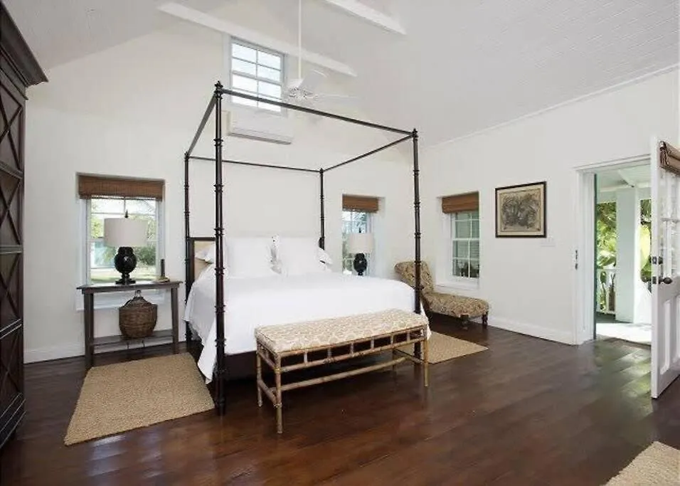 Villa Hilltop Haven Luxurious Historic Estate With Harbor Views Governor's Harbour