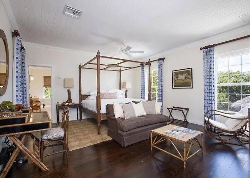 Hilltop Haven Luxurious Historic Estate With Harbor Views Governor's Harbour Bahamas