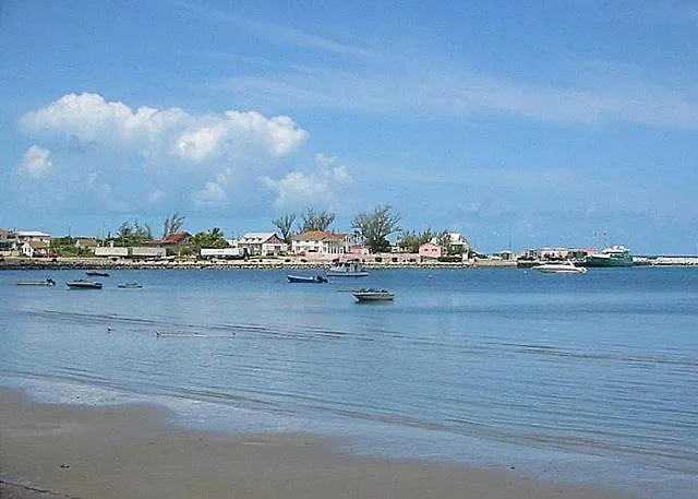 Hilltop Haven Luxurious Historic Estate With Harbor Views Governor's Harbour Bahamas